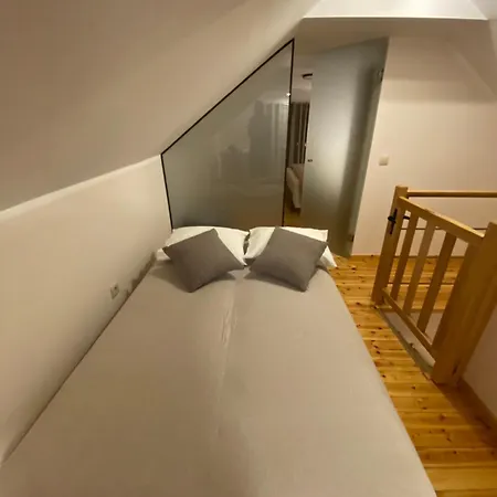 Andry's Living 4 By 8essentially Apartament *